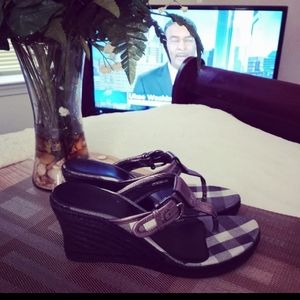 Authentic Burberry Nova Check Espardille Sandals